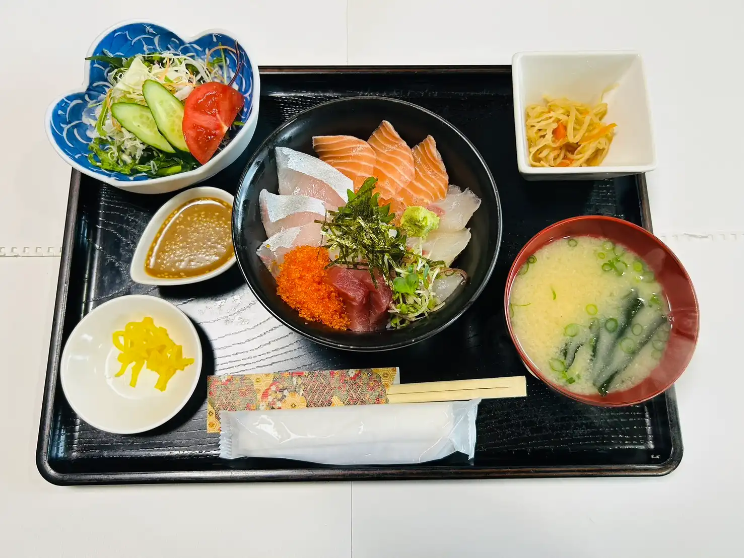 海鮮丼定食